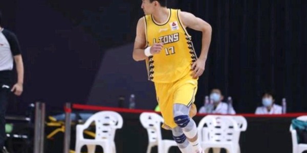 必发-富兰克林-杰克逊21分 宁波78-84广厦 胡金秋21分